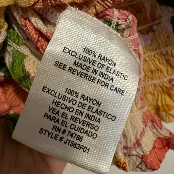 BILA 77 Women’s Floral Cropped Top - Picture 2 of 4